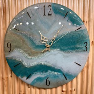 Su yeşili doğal taşlı epoksi saat, 45 cm