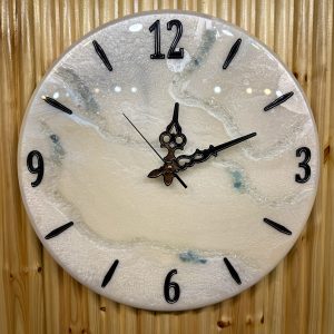 Doğal taşlı krem rengi epoksi saat, 45 cm